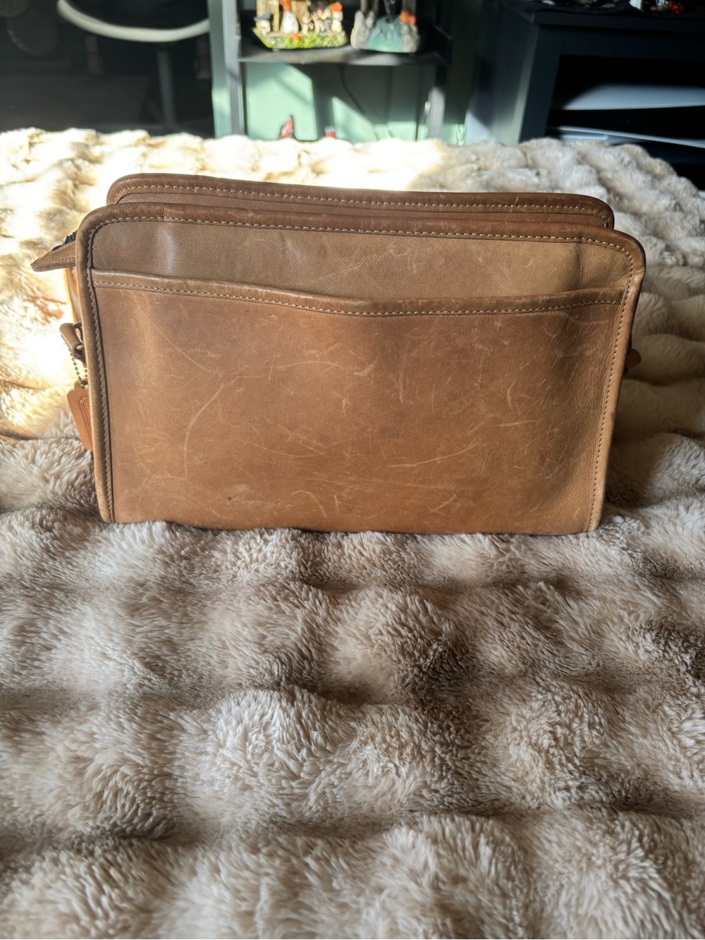 Coach vintage swagger bag